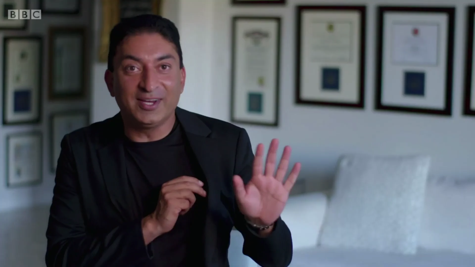 Sheeraz explains how celebrity media worked