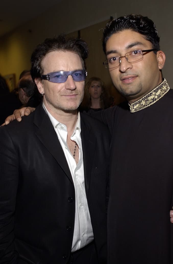 Bono in the Tinseltown TV red-carpet archive