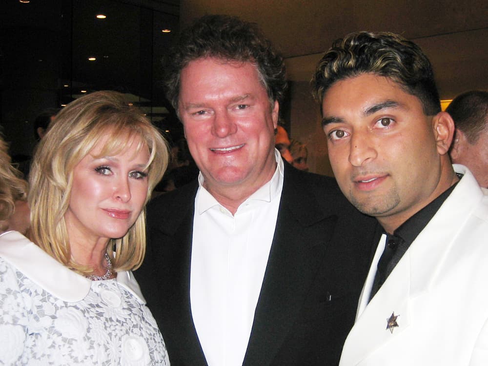 The Hiltons in the Tinseltown TV red-carpet archive